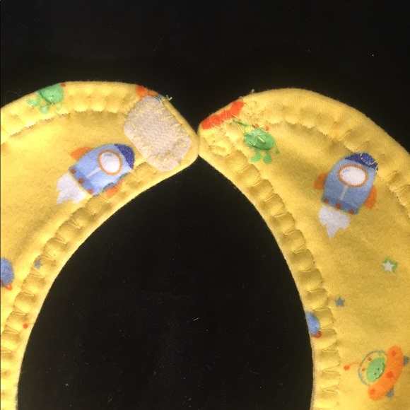 Handmade Baby Bib - Picture 3 of 3